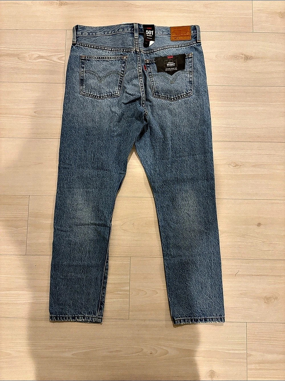 Levi's 501 Skinny High Rise - Picture 3 of 5